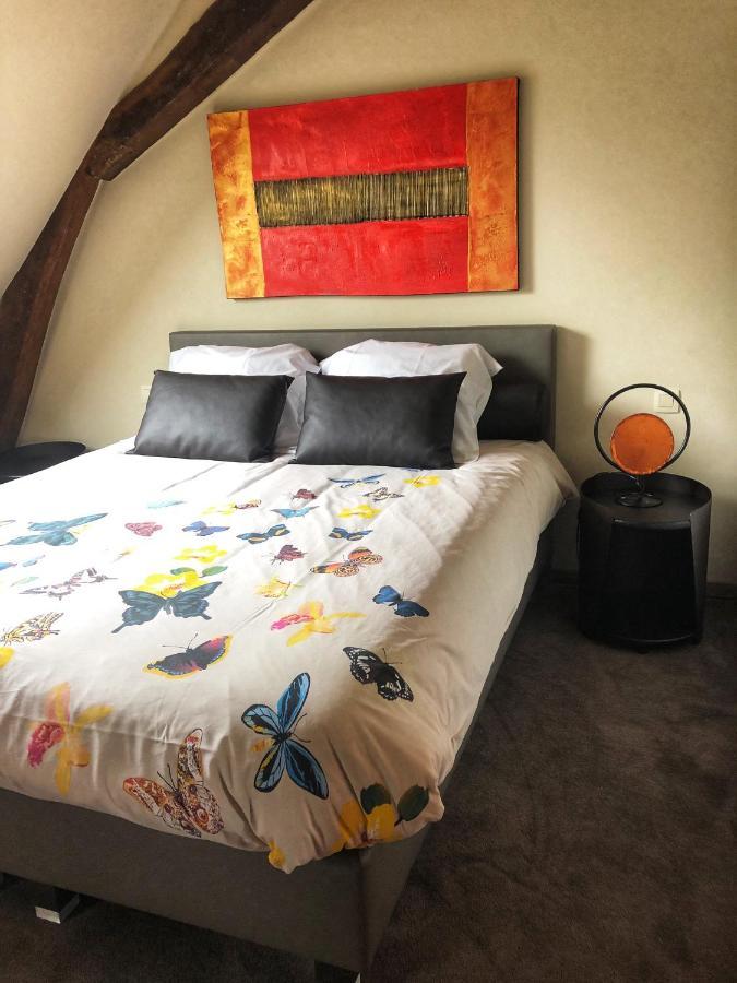 La Table D'Auguste Hotel Dour Екстериор снимка